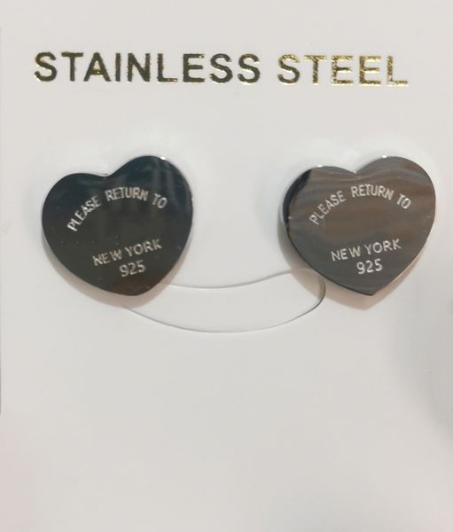 black stud earrings this is a titanium steel stud earring, wear it to make you radiant, Golden;silver
black stud earrings this is a titanium steel stud earring, wear it to make you radiant, Golden;silver