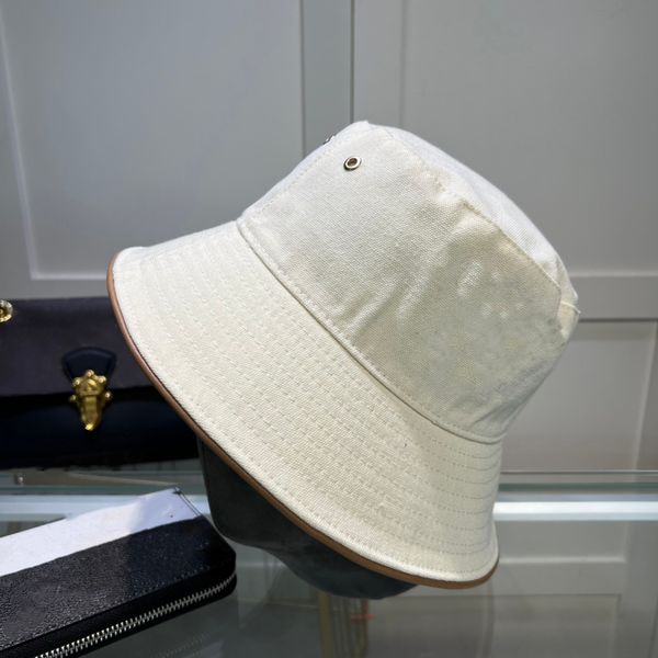 2023 new fashion wide brim hats bucket hats bucket hat baseball cap designer hats fitted hats with letters luxurys classic hat women summer, Blue;gray
2023 new fashion wide brim hats bucket hats bucket hat baseball cap designer hats fitted hats with letters luxurys classic hat women summer, Blue;gray