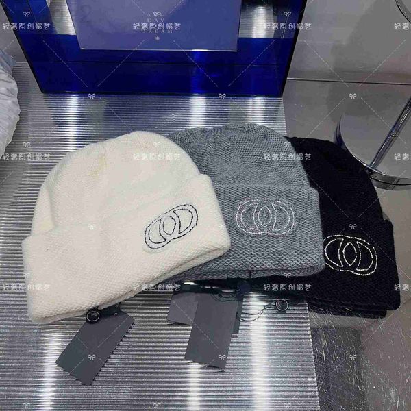 beanie/skull caps designer home 22 autumn and winter new cold hat simple fashion knitting embroidered logo hepburn style wool ins nnn4, Blue;gray
beanie/skull caps designer home 22 autumn and winter new cold hat simple fashion knitting embroidered logo hepburn style wool ins nnn4, Blue;gray