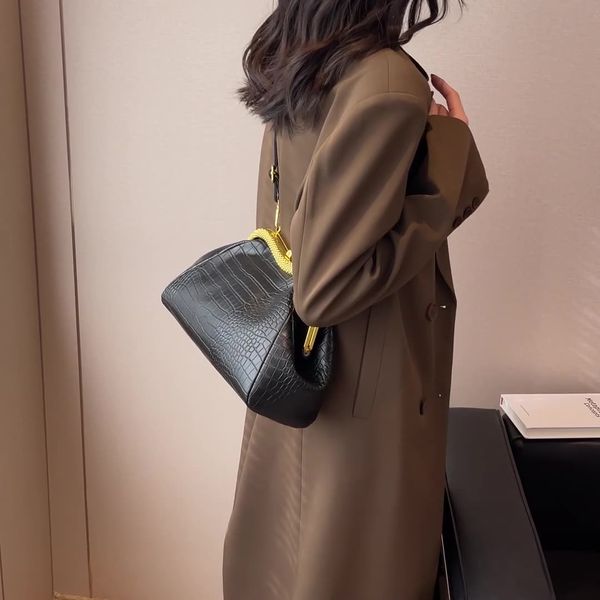 shopping womens bag hndbags limited style chain leather shoulder diagonal crossbody bags
shopping womens bag hndbags limited style chain leather shoulder diagonal crossbody bags