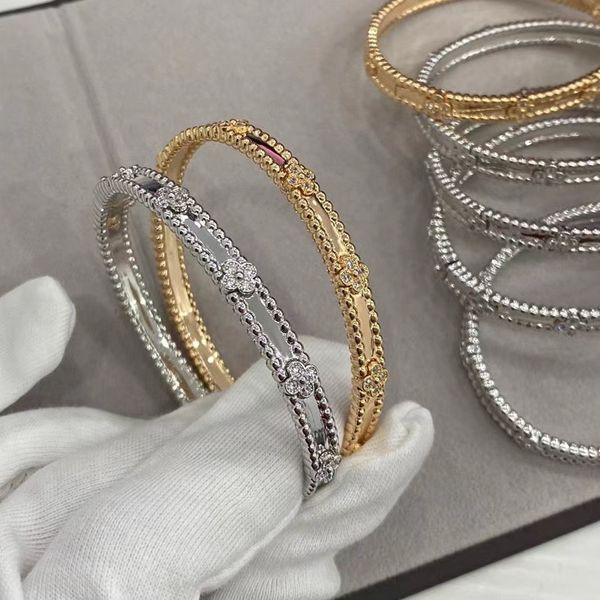 van clover bracelet brand designer bangle bracelet for women 18k gold plated full crystal four leaf perlee sweet clover flower cuff valentin, Black
van clover bracelet brand designer bangle bracelet for women 18k gold plated full crystal four leaf perlee sweet clover flower cuff valentin, Black