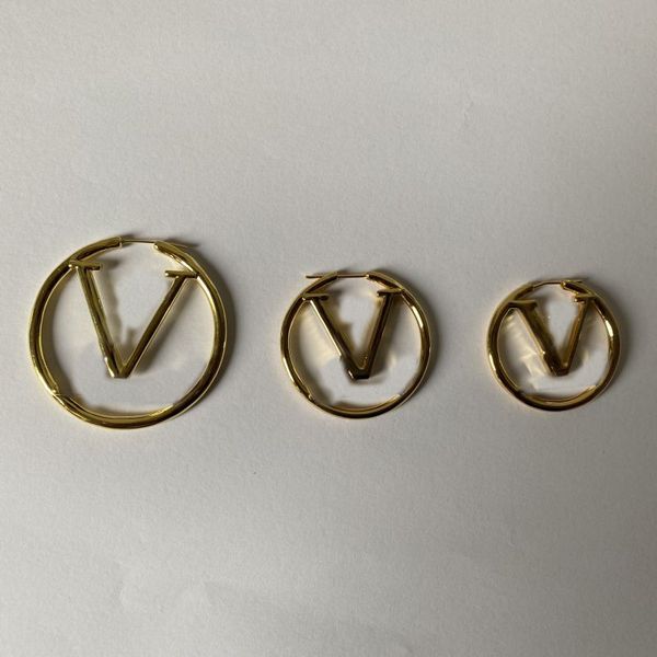 3 sizes titanium steel women designer stud v letter brass fashion jewelry couple earrings without box, Golden;silver
3 sizes titanium steel women designer stud v letter brass fashion jewelry couple earrings without box, Golden;silver