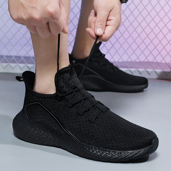 mens women sports casual shoes triple s black white sneakers man trainer running shoe41
mens women sports casual shoes triple s black white sneakers man trainer running shoe41