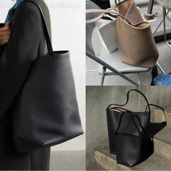 the row the designer bags layer cowhide and winter high-capacity commuter tote women's one shoulder bucket quality
the row the designer bags layer cowhide and winter high-capacity commuter tote women's one shoulder bucket quality