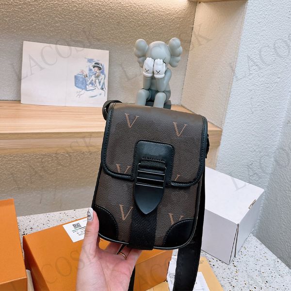 cross body mini phone crossbody men women designer shoulder bag small purses wallet wide strap embossed letters black
cross body mini phone crossbody men women designer shoulder bag small purses wallet wide strap embossed letters black