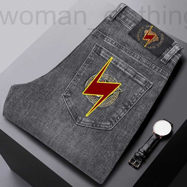 men's jeans designer new embroidered autumn and winter thick jeans men's cotton slim small straight long pants men 0u03, Blue
men's jeans designer new embroidered autumn and winter thick jeans men's cotton slim small straight long pants men 0u03, Blue