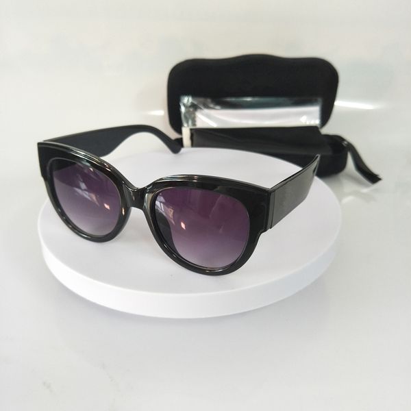 bright black frame sunglasses luxury womens designer big frame sun glasses woman eyeglasses fashion goggle, White;black
bright black frame sunglasses luxury womens designer big frame sun glasses woman eyeglasses fashion goggle, White;black