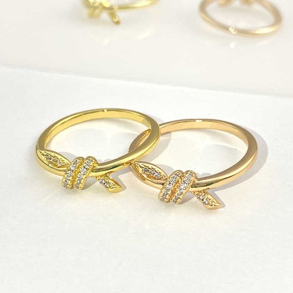 high-quality knot ring tiffay trend personalized cross bow and diamond embedding valentine's day versatile titanium steel pair electrop, Silver
high-quality knot ring tiffay trend personalized cross bow and diamond embedding valentine's day versatile titanium steel pair electrop, Silver