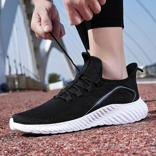 mens women sports casual shoes triple s black white sneakers man trainer running shoe11
mens women sports casual shoes triple s black white sneakers man trainer running shoe11