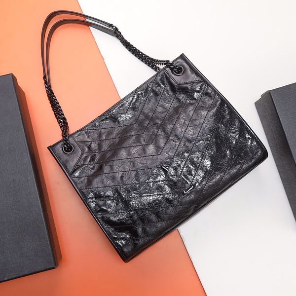 2023 10a fashion purse women totes shoulder bags cowskin genuine leather handbag scarf charm with shoulders straps and packing box claw waxe
2023 10a fashion purse women totes shoulder bags cowskin genuine leather handbag scarf charm with shoulders straps and packing box claw waxe