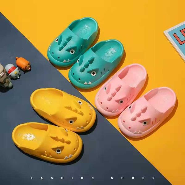 slipper summer kids animal slippers soft outdoor shark beach shoes for girls boy' bathroom shoes home slippers a164 t230302, Black;grey
slipper summer kids animal slippers soft outdoor shark beach shoes for girls boy' bathroom shoes home slippers a164 t230302, Black;grey