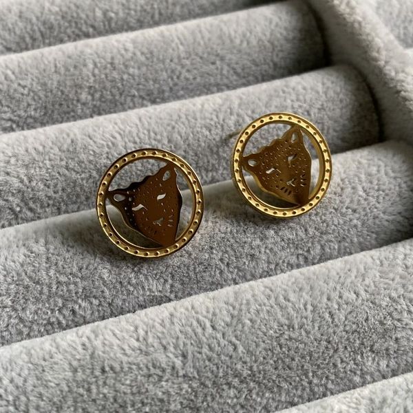 2023 gold color luxury brand women designer studs titanium steel fashion couple earrings, Golden;silver
2023 gold color luxury brand women designer studs titanium steel fashion couple earrings, Golden;silver