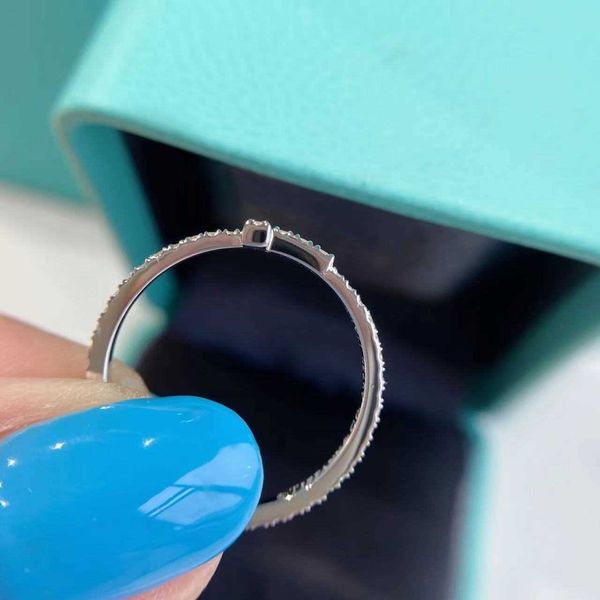 imi0 t family park caiying rose the same cross ring with diamonds for women wearing 18k gold platinum full diamond, Silver
imi0 t family park caiying rose the same cross ring with diamonds for women wearing 18k gold platinum full diamond, Silver