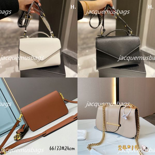 saffiano leather shoulder bag cahier envelope message bag prad triangle handbags metal pochette designer luxury lady cross body bags
saffiano leather shoulder bag cahier envelope message bag prad triangle handbags metal pochette designer luxury lady cross body bags
