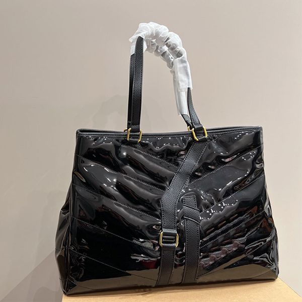patent leather tote bag women designer handbags purse large capacity package shopping bags fashion letter inside zipper pockets real leather
patent leather tote bag women designer handbags purse large capacity package shopping bags fashion letter inside zipper pockets real leather