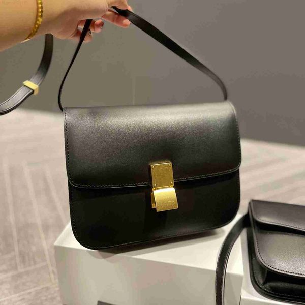 new pack women's bag leather retro luxury small square simple slant tofu box shoulder bag
new pack women's bag leather retro luxury small square simple slant tofu box shoulder bag