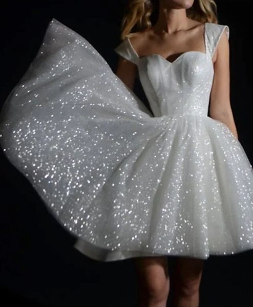 shine little white short wedding dress 2023 a-line sleeveless v neck tulle sequin bridal party gowns robe de mariee beach
shine little white short wedding dress 2023 a-line sleeveless v neck tulle sequin bridal party gowns robe de mariee beach