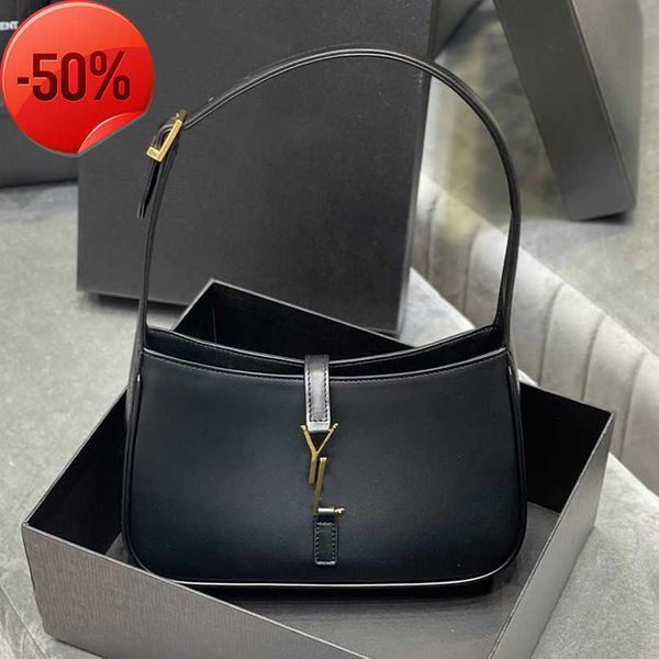 2022 armpit bags classic leather designer handbags for ladies shoulder baguette multi color fashion wholesale pradess
2022 armpit bags classic leather designer handbags for ladies shoulder baguette multi color fashion wholesale pradess