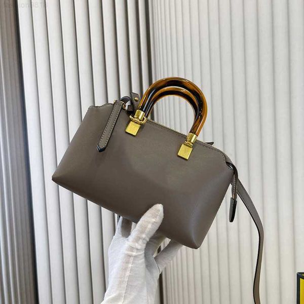 selling designer purses luxury ladies mini hand bags real leather handbags for women
selling designer purses luxury ladies mini hand bags real leather handbags for women