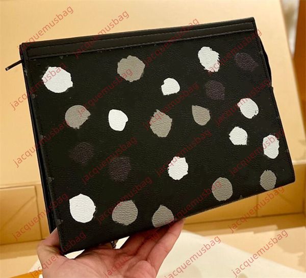 bags clutch yk pochette voyage bag cosmetic washing toiletry pocket travel hand wallet wave dot pattern dhgate high-grade purse m81934
bags clutch yk pochette voyage bag cosmetic washing toiletry pocket travel hand wallet wave dot pattern dhgate high-grade purse m81934