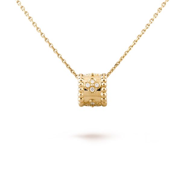 perlee clover necklace pendant gold rose gold silver necklace for women mens chain necklace titanium never fade with logo
perlee clover necklace pendant gold rose gold silver necklace for women mens chain necklace titanium never fade with logo