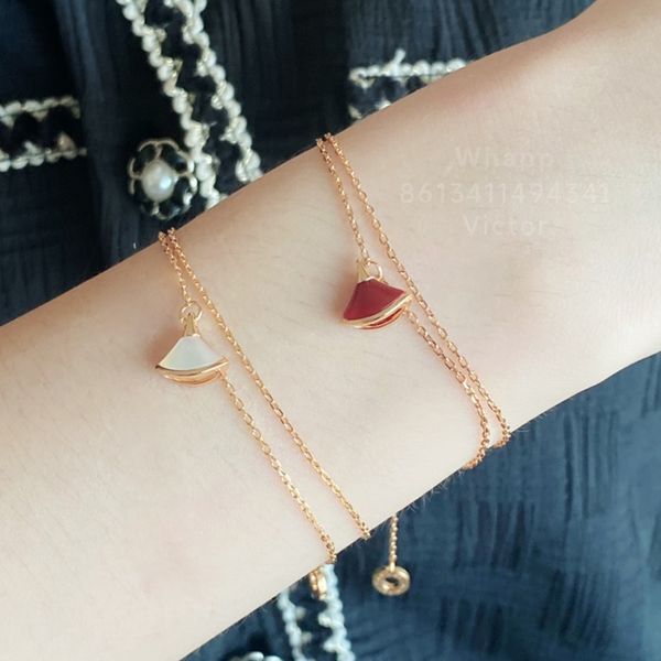 buigari fan shaped skirt anklet bracelet designer for woman bracelet gold plated 18k highest counter quality classic style never fade annive, Golden;silver
buigari fan shaped skirt anklet bracelet designer for woman bracelet gold plated 18k highest counter quality classic style never fade annive, Golden;silver