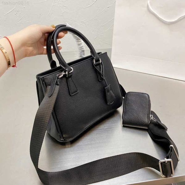 wholesale fashion genuine leather shoulder luxury bags classic purses and handbags for ladies
wholesale fashion genuine leather shoulder luxury bags classic purses and handbags for ladies