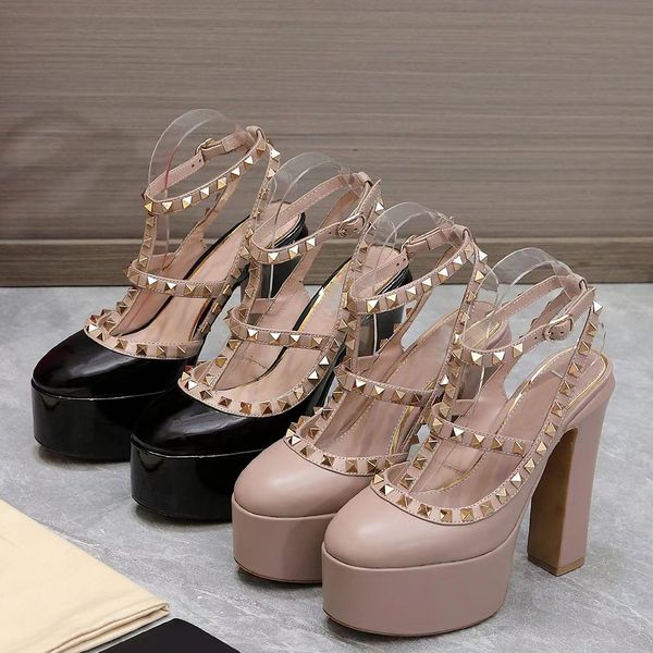 fashion dress shoes women sandals riveted shoe back empty 15.5cm buckle leather designer platform heel casual black summer wedding party hig
fashion dress shoes women sandals riveted shoe back empty 15.5cm buckle leather designer platform heel casual black summer wedding party hig