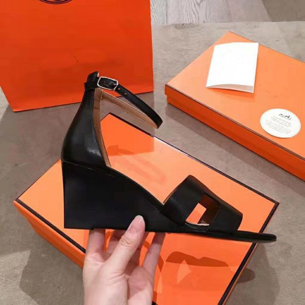 italy designer women legend sandal wedge high heel santorini sandals black white brown calfskin leathers light rubber sole luxury box 35-43
italy designer women legend sandal wedge high heel santorini sandals black white brown calfskin leathers light rubber sole luxury box 35-43