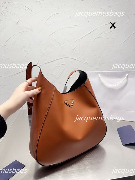 large leather shoulder bag tote cross body bags designer luxury nappa prad triangle bucket totes shopping handbags saffiano pochette lady ba
large leather shoulder bag tote cross body bags designer luxury nappa prad triangle bucket totes shopping handbags saffiano pochette lady ba
