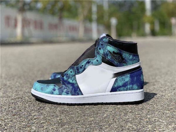 mens 1 high og 1s basketball shoes jumpman lost and found skyline men sneakers university blue se space jam patent bred gorge green dark moc
mens 1 high og 1s basketball shoes jumpman lost and found skyline men sneakers university blue se space jam patent bred gorge green dark moc