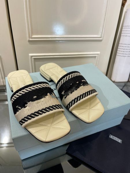 2023 women sandals slippers slide embroidery designers slides sandal floral brocade flip flops striped beach leather rubber flower slipper l, Black
2023 women sandals slippers slide embroidery designers slides sandal floral brocade flip flops striped beach leather rubber flower slipper l, Black