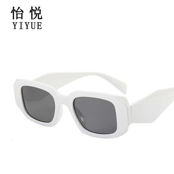 2021 new irregular box fast selling female personality shake tone color fashion pair sunglasses, White;black
2021 new irregular box fast selling female personality shake tone color fashion pair sunglasses, White;black