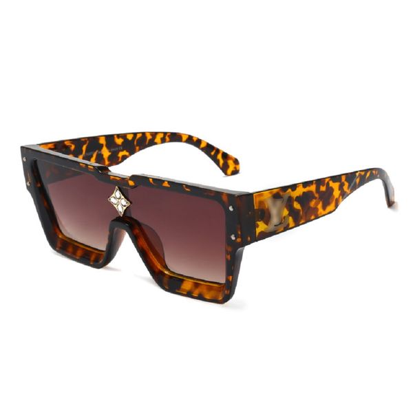 mens sunglasses designer sunglasses for women fashion beach outdoor optional polarized uv400 protection lenses with box sun glasses, White;black
mens sunglasses designer sunglasses for women fashion beach outdoor optional polarized uv400 protection lenses with box sun glasses, White;black