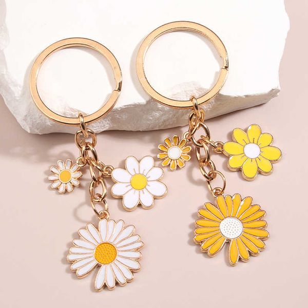 key rings cute enamel keychain sunflower key ring chrysanthemum key chains souvenir gifts for women girls handbag accessorie diy jewelry r23, Slivery;golden
key rings cute enamel keychain sunflower key ring chrysanthemum key chains souvenir gifts for women girls handbag accessorie diy jewelry r23, Slivery;golden