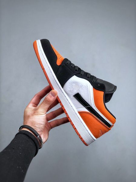 2023 brand name sportswear basketball shoes jumpman 1 1s low shattered backboard girls boys designer sneakers outdoor road racing boxes ship
2023 brand name sportswear basketball shoes jumpman 1 1s low shattered backboard girls boys designer sneakers outdoor road racing boxes ship