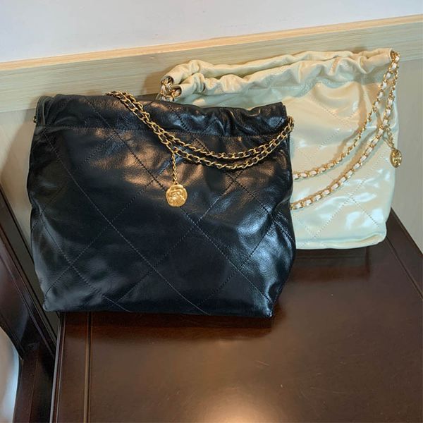 new designer leather chain shoulder bags large shopping bag women bag purses designer totes lady fashion handbags
new designer leather chain shoulder bags large shopping bag women bag purses designer totes lady fashion handbags