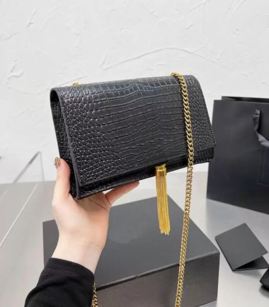 more color handbag women bags fashion tote bag luxurys designers bags kate woc chain bag leather female clutch girl tassel handbags crossbod
more color handbag women bags fashion tote bag luxurys designers bags kate woc chain bag leather female clutch girl tassel handbags crossbod