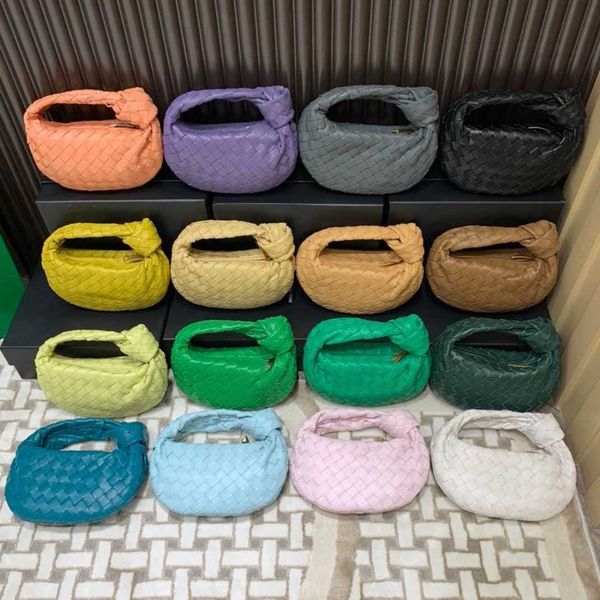 luxury designer bags bottegas leather venetas handbag woman's mini jodie sheepskin woven horn knotted bag underarm women's versati
luxury designer bags bottegas leather venetas handbag woman's mini jodie sheepskin woven horn knotted bag underarm women's versati