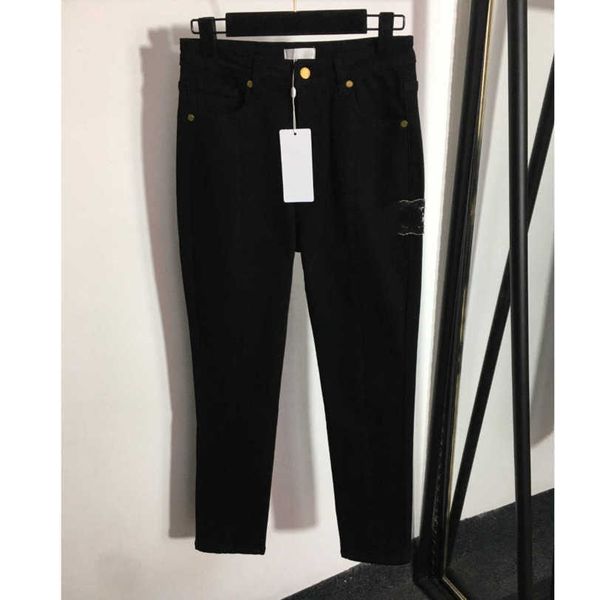 23ss women brand designer denim pants sequin beaded slim denims trousers stylish casual high waist trousers women clothes a1, Black;white
23ss women brand designer denim pants sequin beaded slim denims trousers stylish casual high waist trousers women clothes a1, Black;white