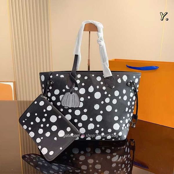 women handbag shopping bag large capacity to go to work miscellaneous things out shoulder bag
women handbag shopping bag large capacity to go to work miscellaneous things out shoulder bag