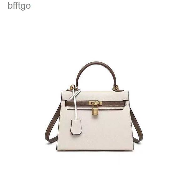 herms designer kelys bags for women in 2023 fashion trend h family 's same bag high-grade feeling hand-ca
herms designer kelys bags for women in 2023 fashion trend h family 's same bag high-grade feeling hand-ca
