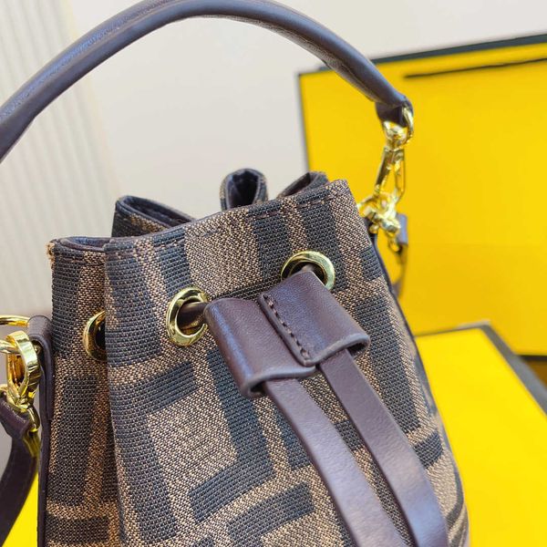 designer bag letter crossbody bags women mini bucket bag luxury handbags womens fashion classic coin purse handbag
designer bag letter crossbody bags women mini bucket bag luxury handbags womens fashion classic coin purse handbag