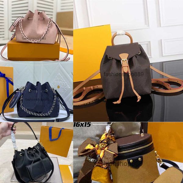 bags shoulder designer tote luxury brand fashion backpack mens leather handbags women bucket bag lady letter phone bag wallet metallic totes
bags shoulder designer tote luxury brand fashion backpack mens leather handbags women bucket bag lady letter phone bag wallet metallic totes