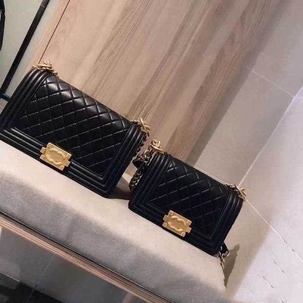cc designer luxury channelity bags for women black handbag crossbody leather chain slant shoulder clutc flap totes bag purses solid hasp wai
cc designer luxury channelity bags for women black handbag crossbody leather chain slant shoulder clutc flap totes bag purses solid hasp wai