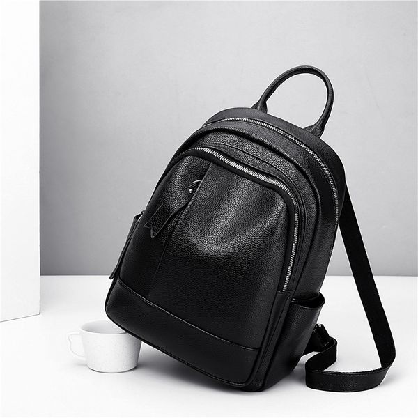 women men backpack style genuine leather fashion casual bags small girl schoolbag business lapbackpack charging bagpack rucksack sport&outdo
women men backpack style genuine leather fashion casual bags small girl schoolbag business lapbackpack charging bagpack rucksack sport&outdo