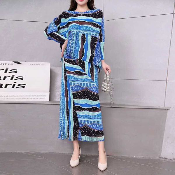 women's clothing runway dresses sanzhai pleated dresses women's 2023 flare sleeve large size simple temperament national style hol, Black;gray
women's clothing runway dresses sanzhai pleated dresses women's 2023 flare sleeve large size simple temperament national style hol, Black;gray