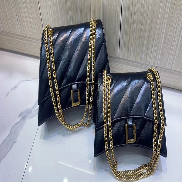 new style designer crush bag women hourglass bags handbag shopping shoulder fashion chain cross body half moon luxury oil wax skin genuine l
new style designer crush bag women hourglass bags handbag shopping shoulder fashion chain cross body half moon luxury oil wax skin genuine l