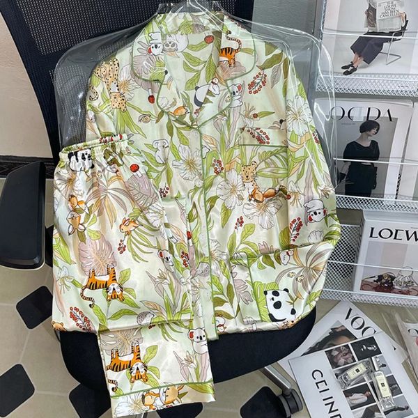 women's sleepwear spring elegant ladies faux silk polyester pajama sets homewear womens casual luxury pajamas panda pajamas female slee, Black;red
women's sleepwear spring elegant ladies faux silk polyester pajama sets homewear womens casual luxury pajamas panda pajamas female slee, Black;red
