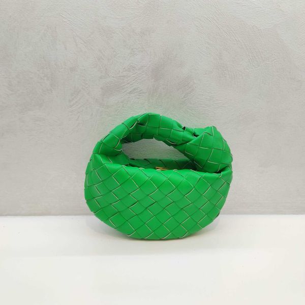 venetas leather designer bags bottegas jodie bag 2023 cassettes mini jodies knotted woven handbag girl hand held wrist handbags 1bq7 f2n8
venetas leather designer bags bottegas jodie bag 2023 cassettes mini jodies knotted woven handbag girl hand held wrist handbags 1bq7 f2n8
